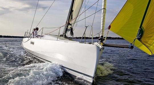 2010 Pogo Structure Pogo 12.50 Fin keel