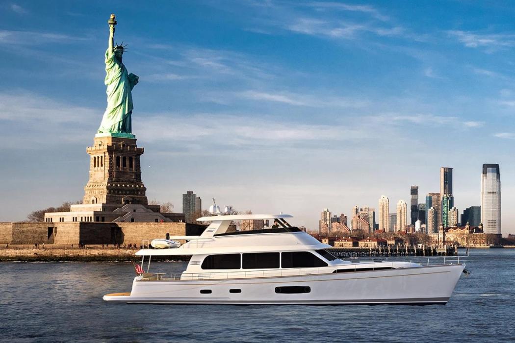 2022 Grand Banks 85