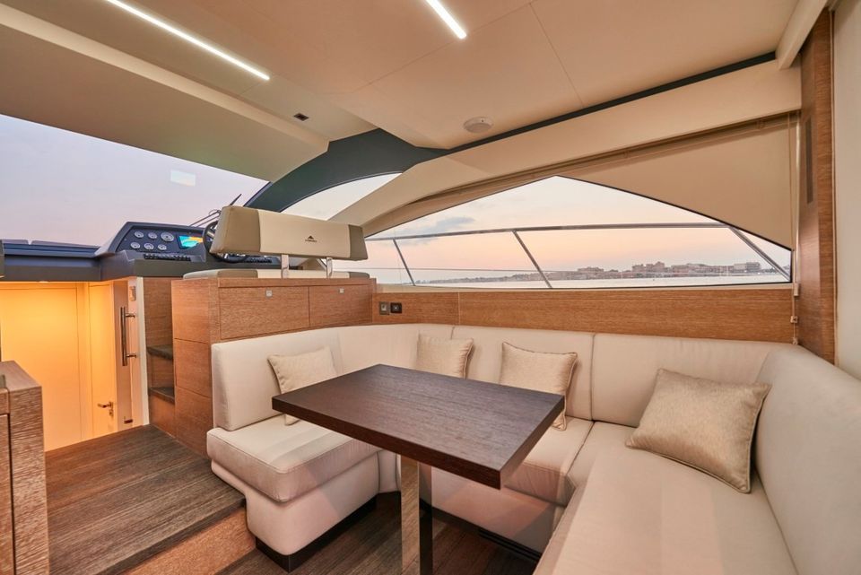 2022 Astondoa 44 Flybridge