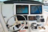 2014 Boston Whaler 370 Outrage