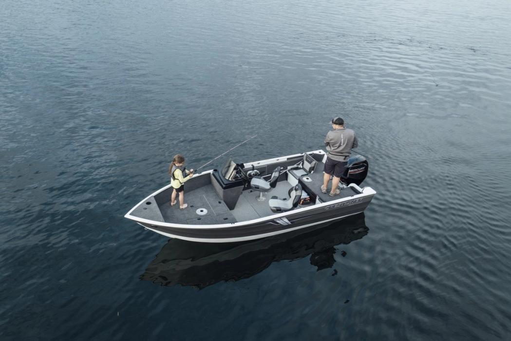 Crestliner 1600 Vision aluminium fishing boat on a calm lake