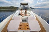 2010 Aicon Yachts 75 Flybridge
