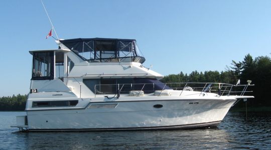 1995 Carver Yachts AFT CABIN MOTOR YACHT