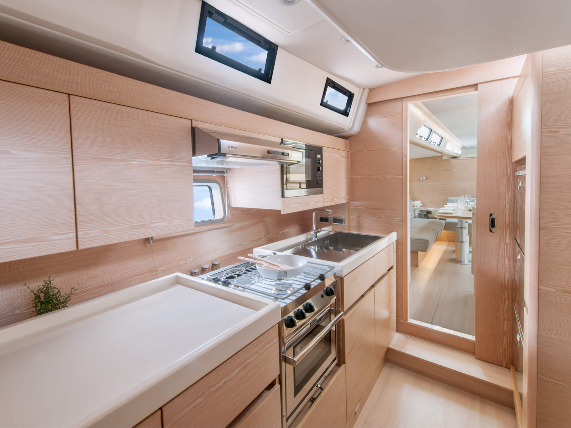 2015 Hanse Yachts 675