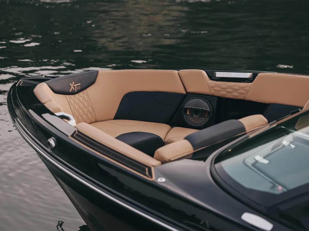 2022 Mastercraft Ashley Kidd XT23