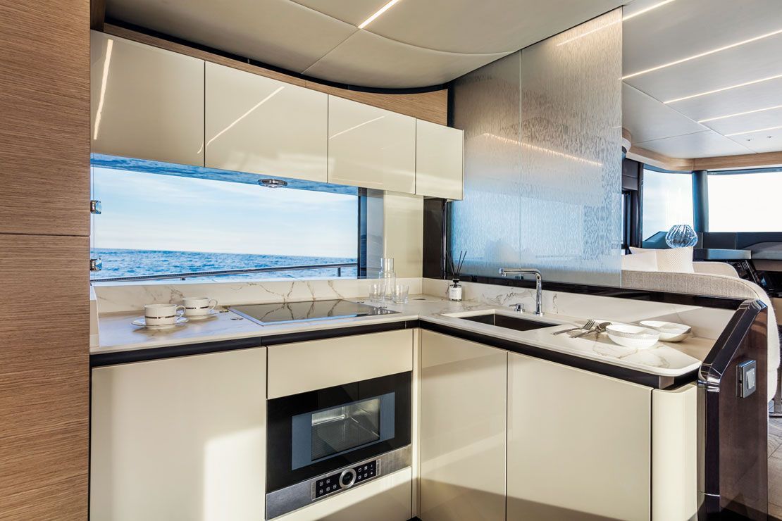 2018 Absolute Yachts Navetta 58