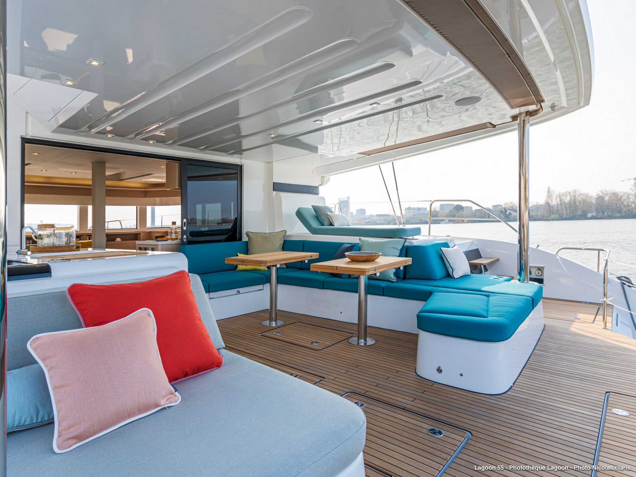 2022 Lagoon 55