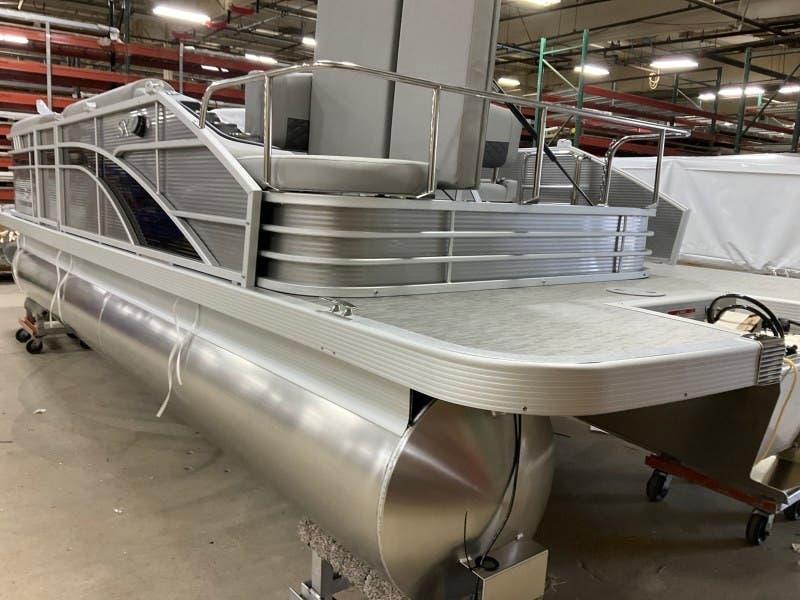 2022 Bennington SX Series 22 SSBX - SWINGBACK