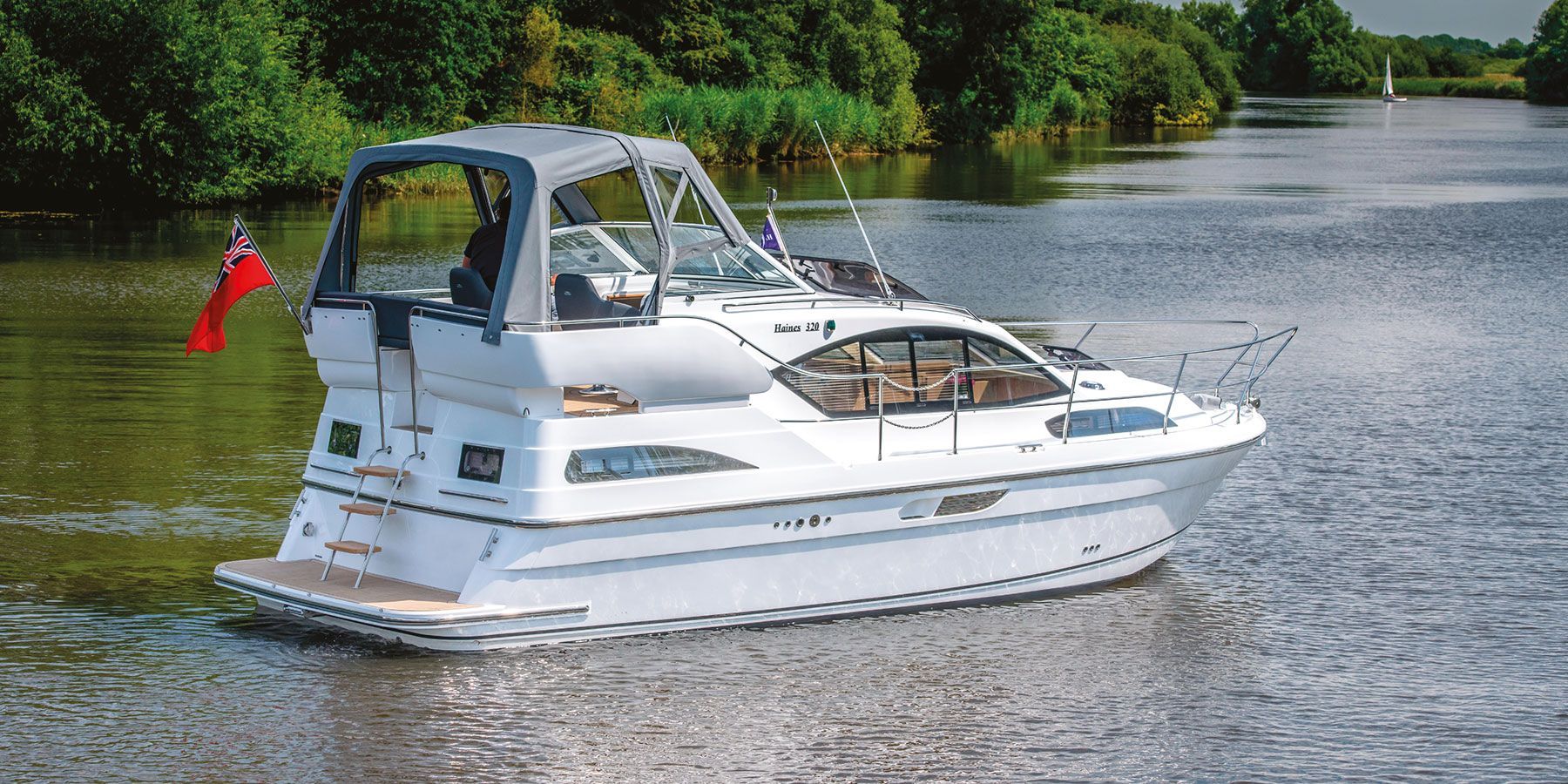 2024 Haines Marine 320