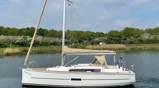 2021 Dufour Yachts 310 Grand Large