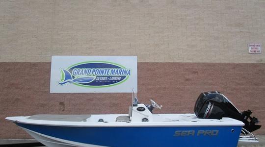 2022 Sea Pro 172 Bay