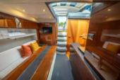 2015 Princess Yachts V52