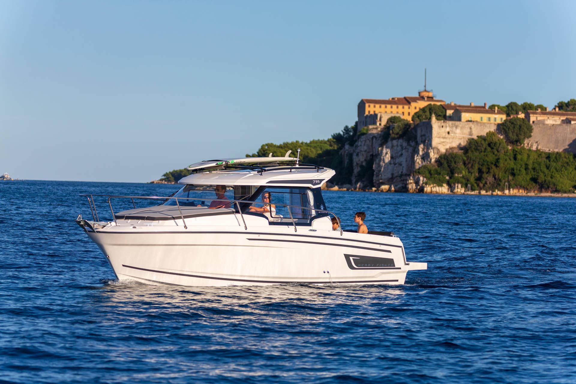 2022 Jeanneau Merry Fisher 795 Series 2