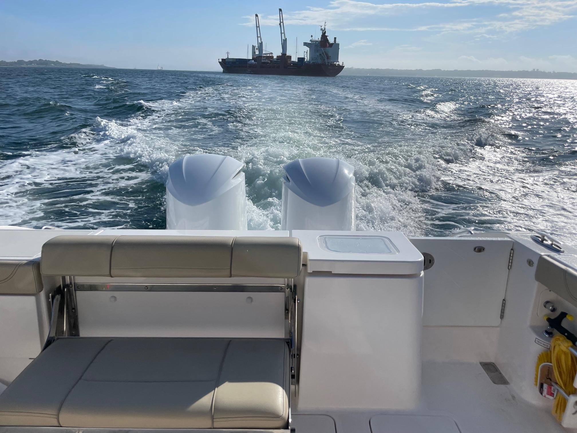 2017 Pursuit Boats OS 355 Offshore