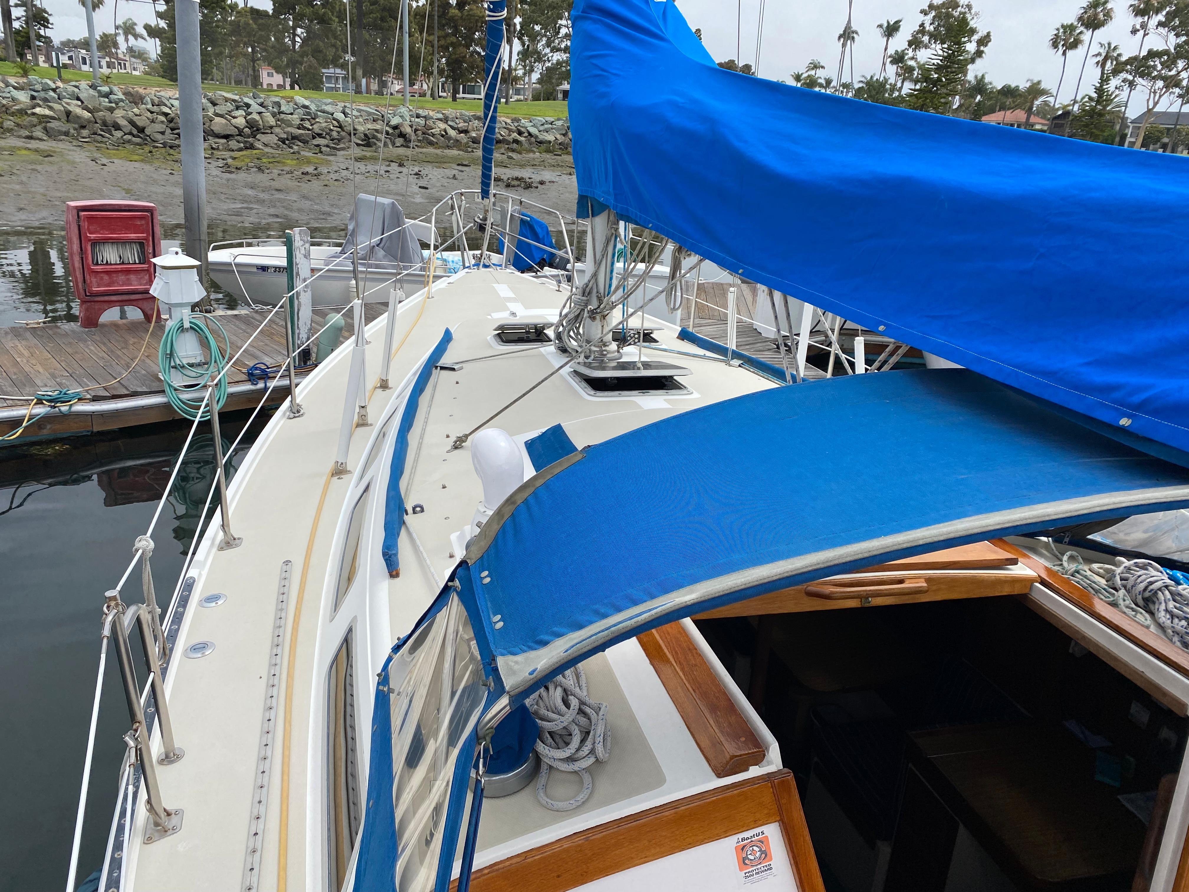 1995 Catalina Yachts 36