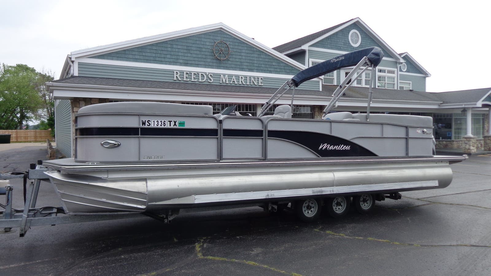 2019 Manitou Pontroon Boats Encore SE