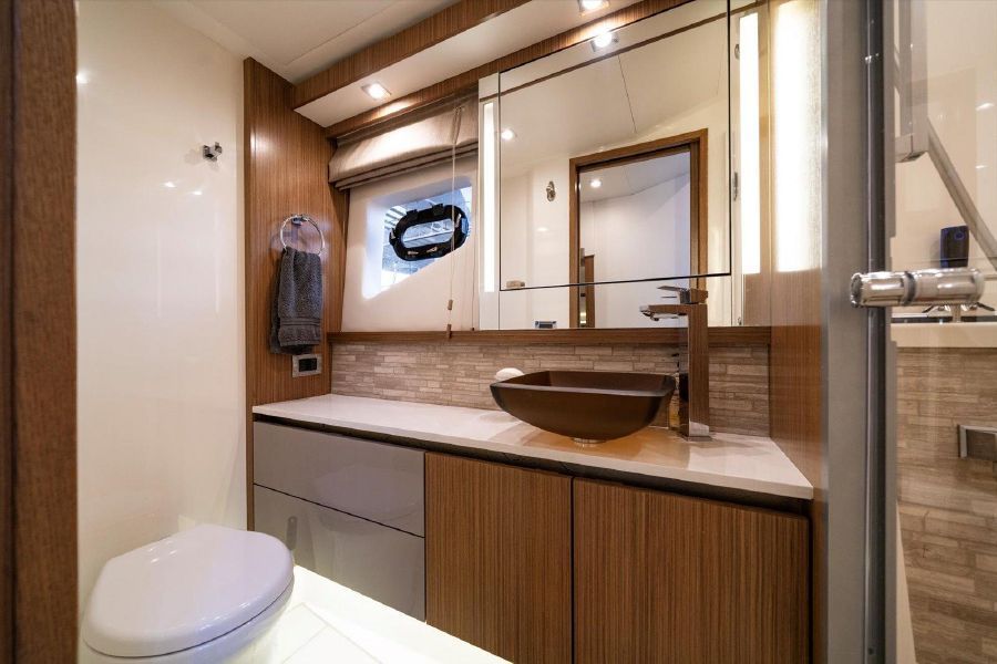 2018 Sea Ray Fly L550