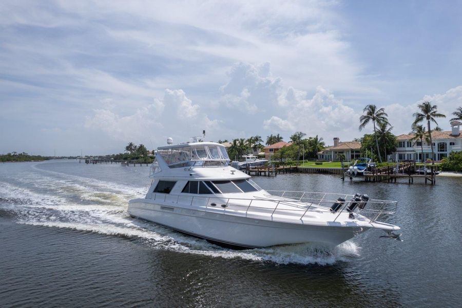 1996 Sea Ray Sedan 550