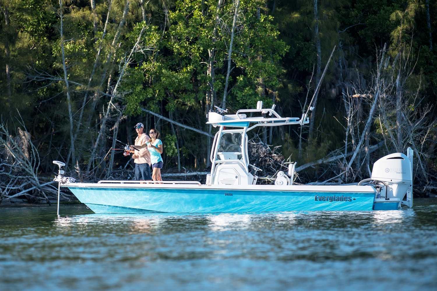 2022 Everglades 243 CC