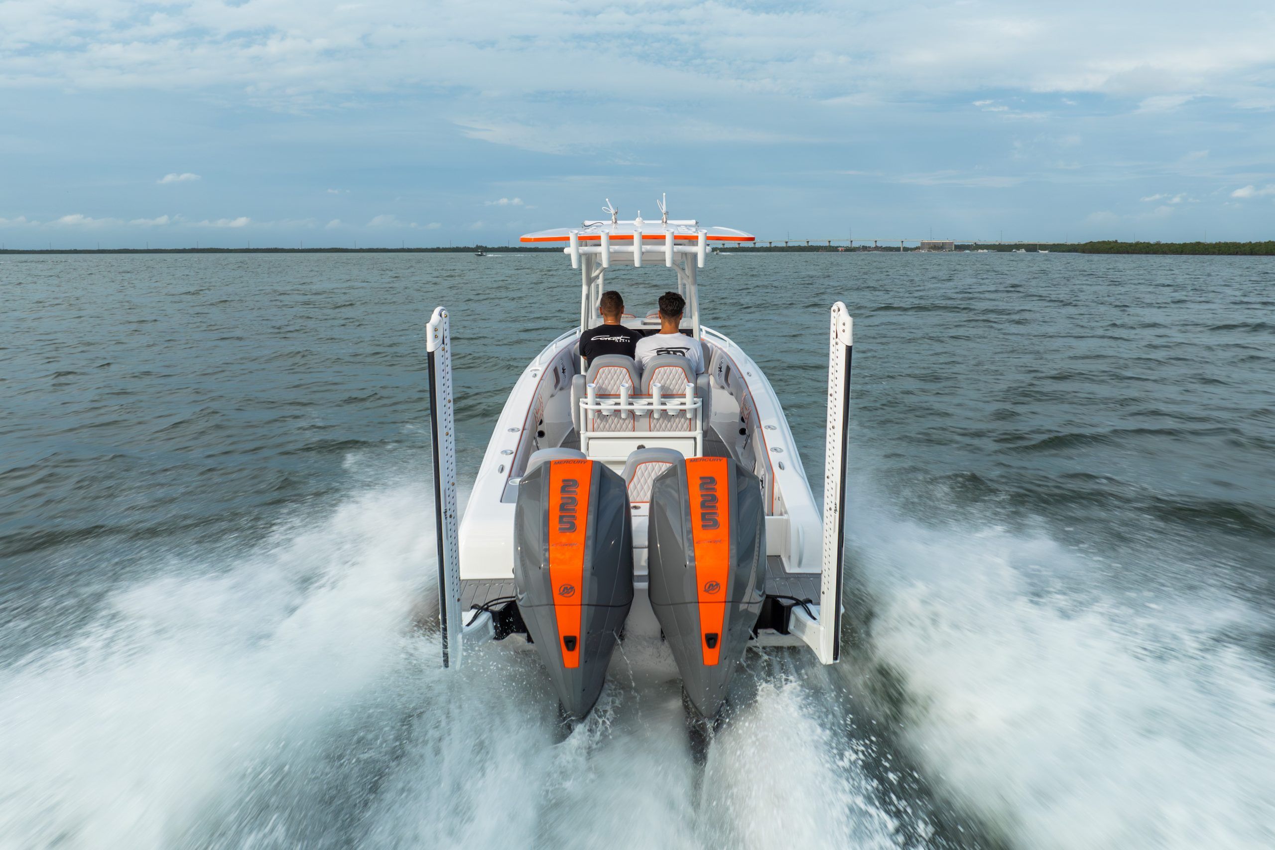 Concept 27 Open Deck centre console, photo 1