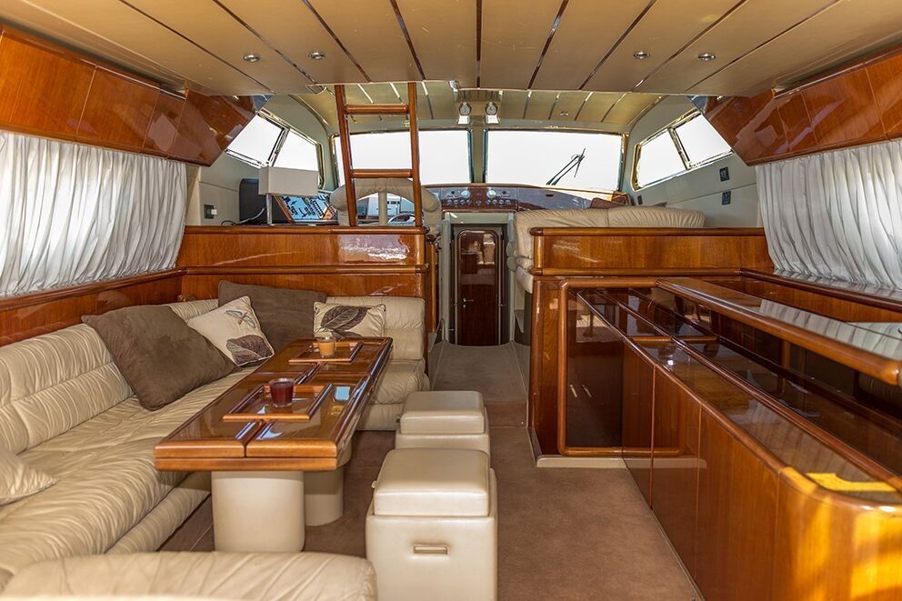 1996 Ferretti Yachts 175