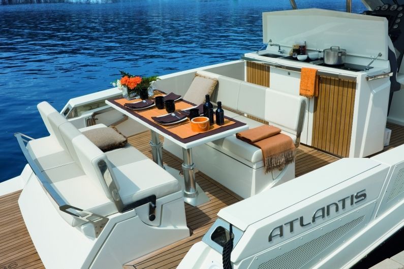 2011 Azimut Yachts Atlantis Verve 36