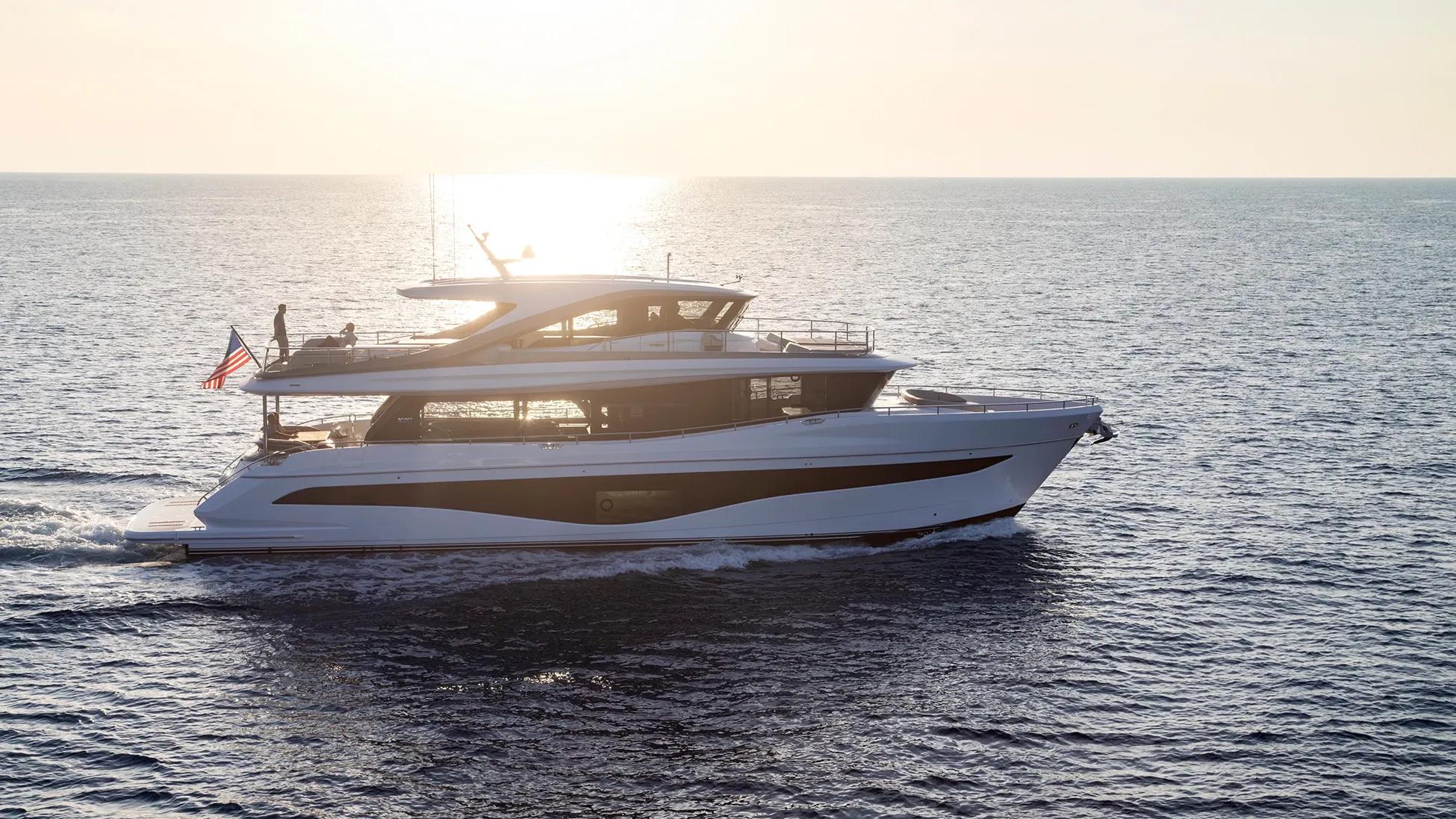 2022 Princess Yachts X80