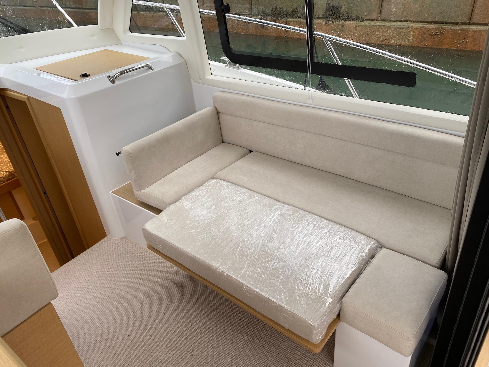 2019 Rodman 1090 Evolution