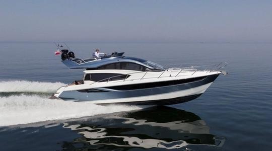 2022 Galeon Yachts 430 Skydeck