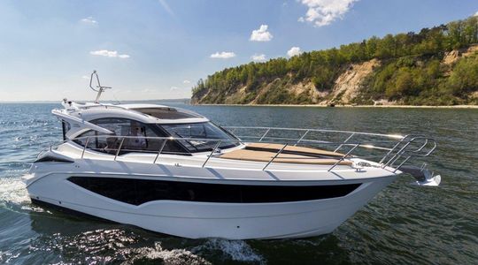 2022 Galeon Yachts 365 HTS