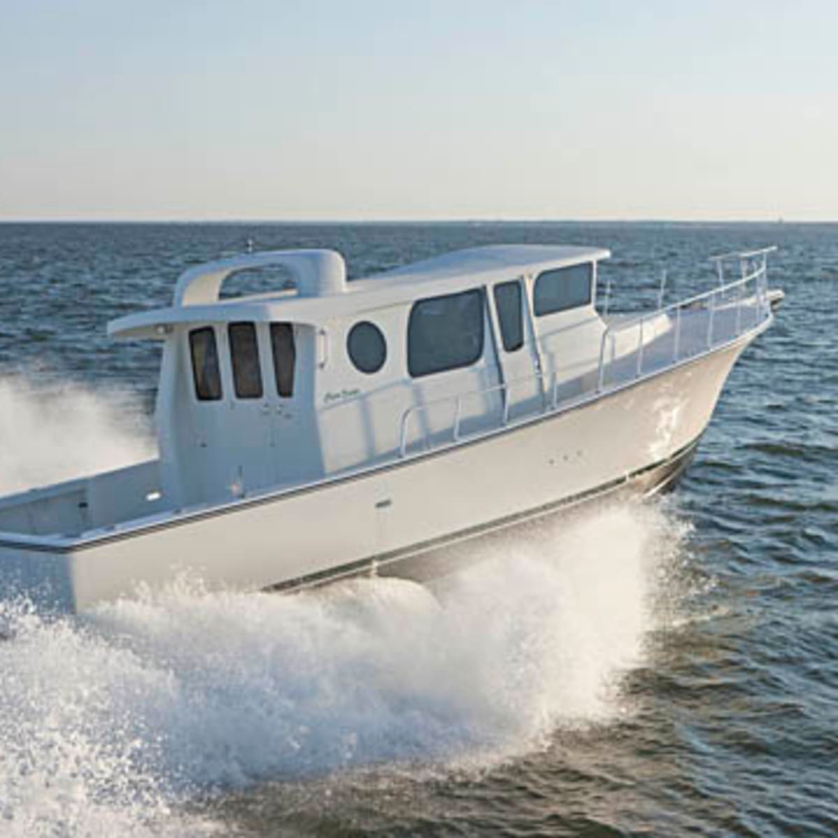 2022 Henriques Yachts 42 Charter