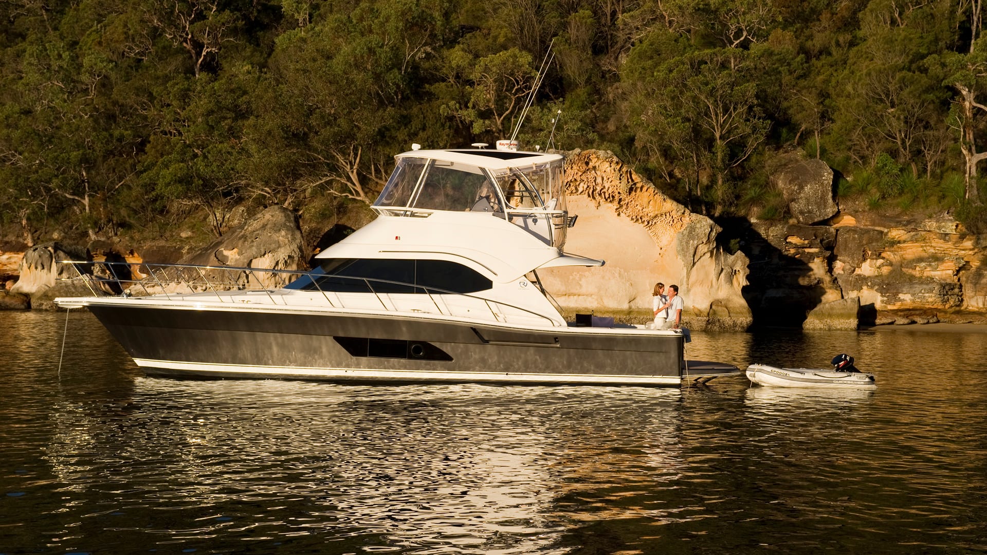 2021 Riviera 43 Open Flybridge