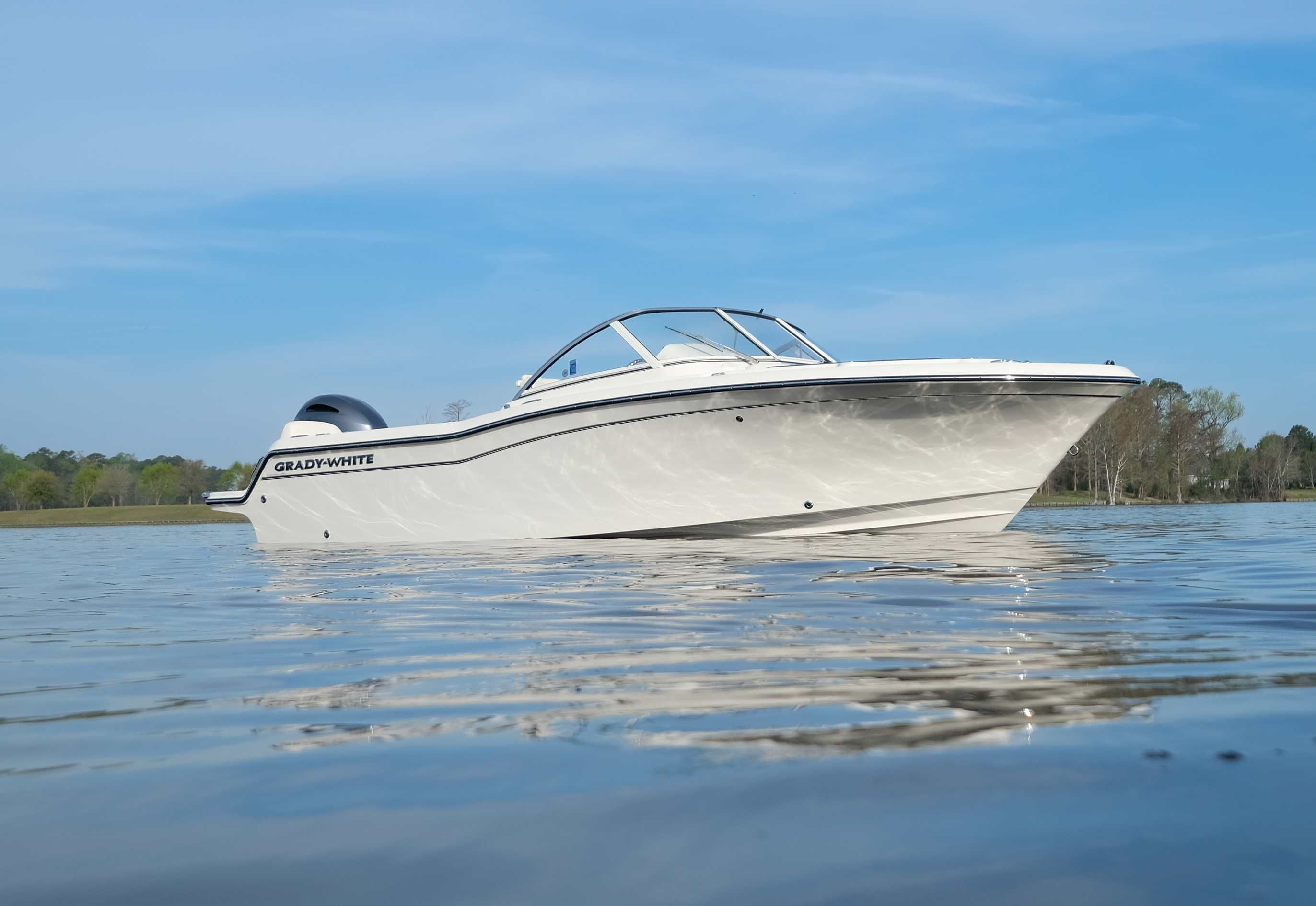 2022 Grady-White Freedom 215