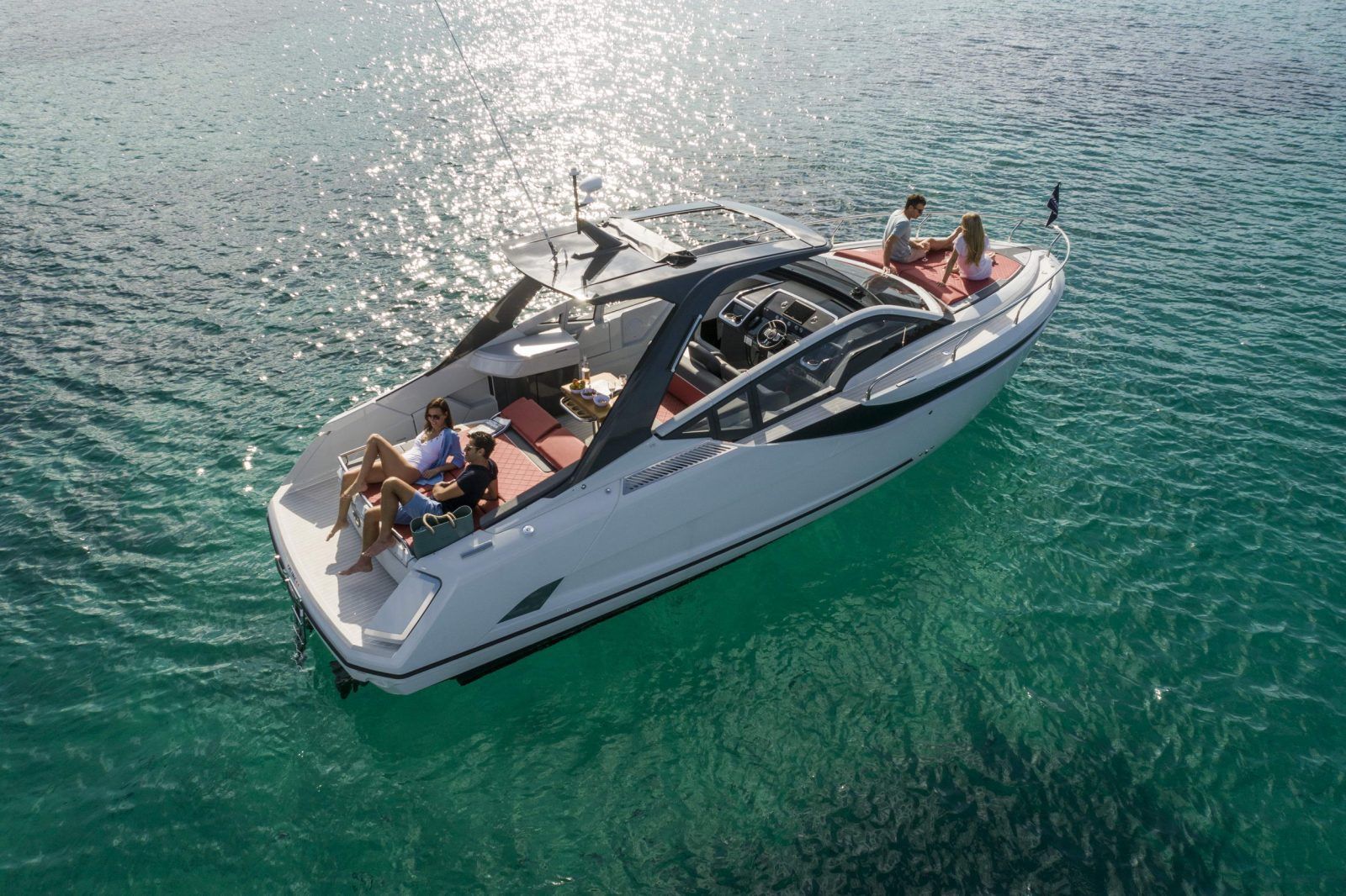 2020 Fairline F-Line 33