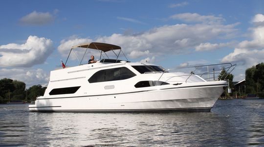 2020 Haines Marine 42 Elegance