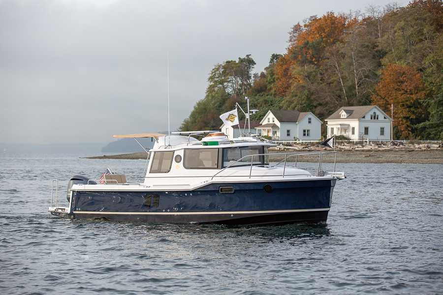 2022 Ranger Tugs R-25