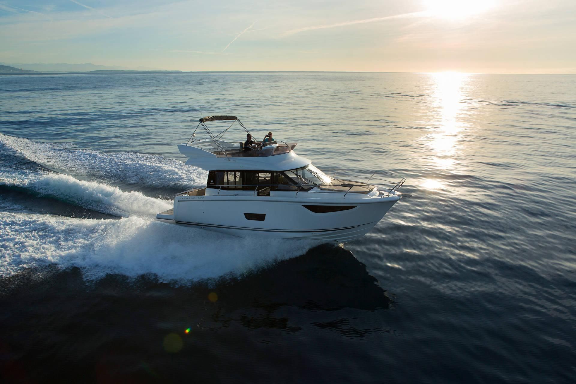 2018 Jeanneau Velasco 37F