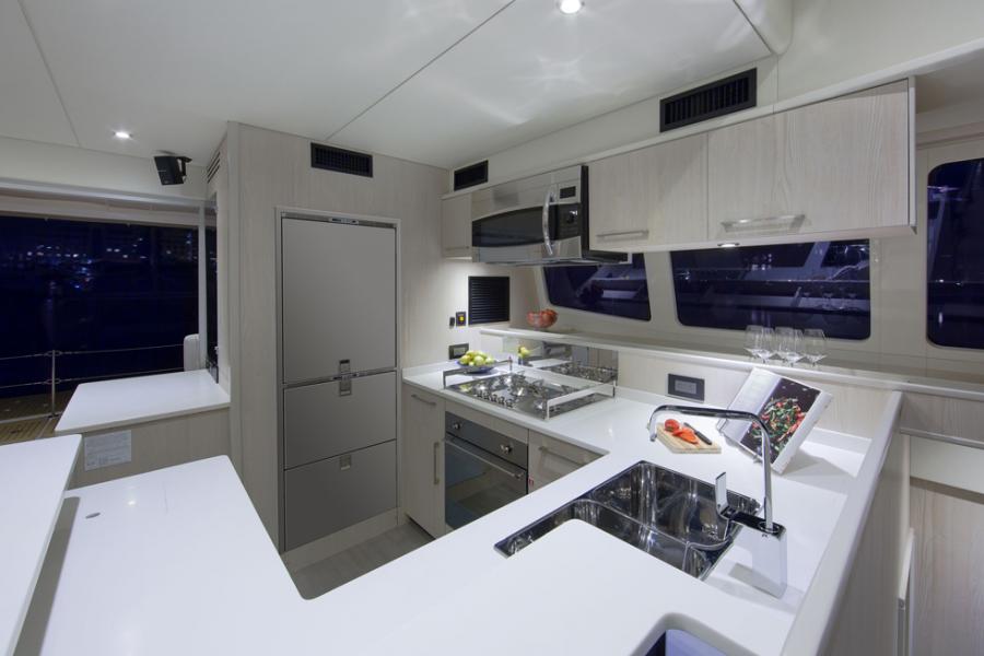 2013 Leopard Catamarans 58