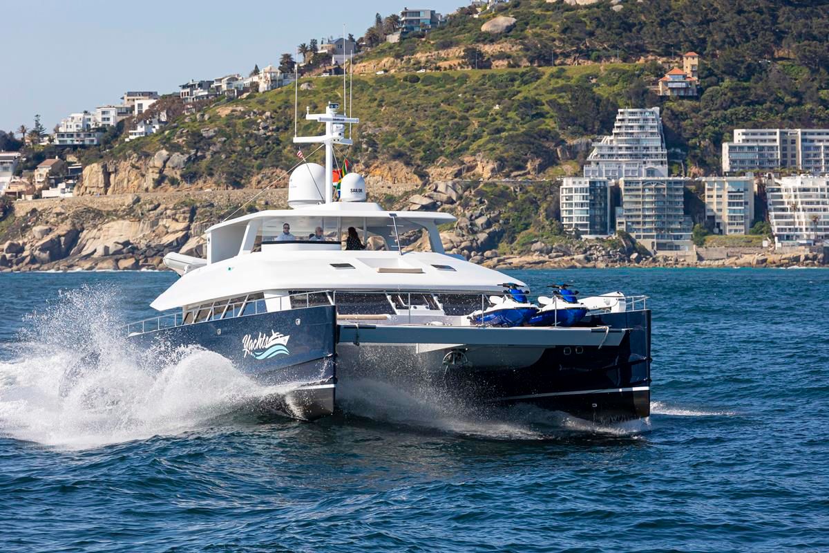 2020 Two Oceans 850E Power Catamaran