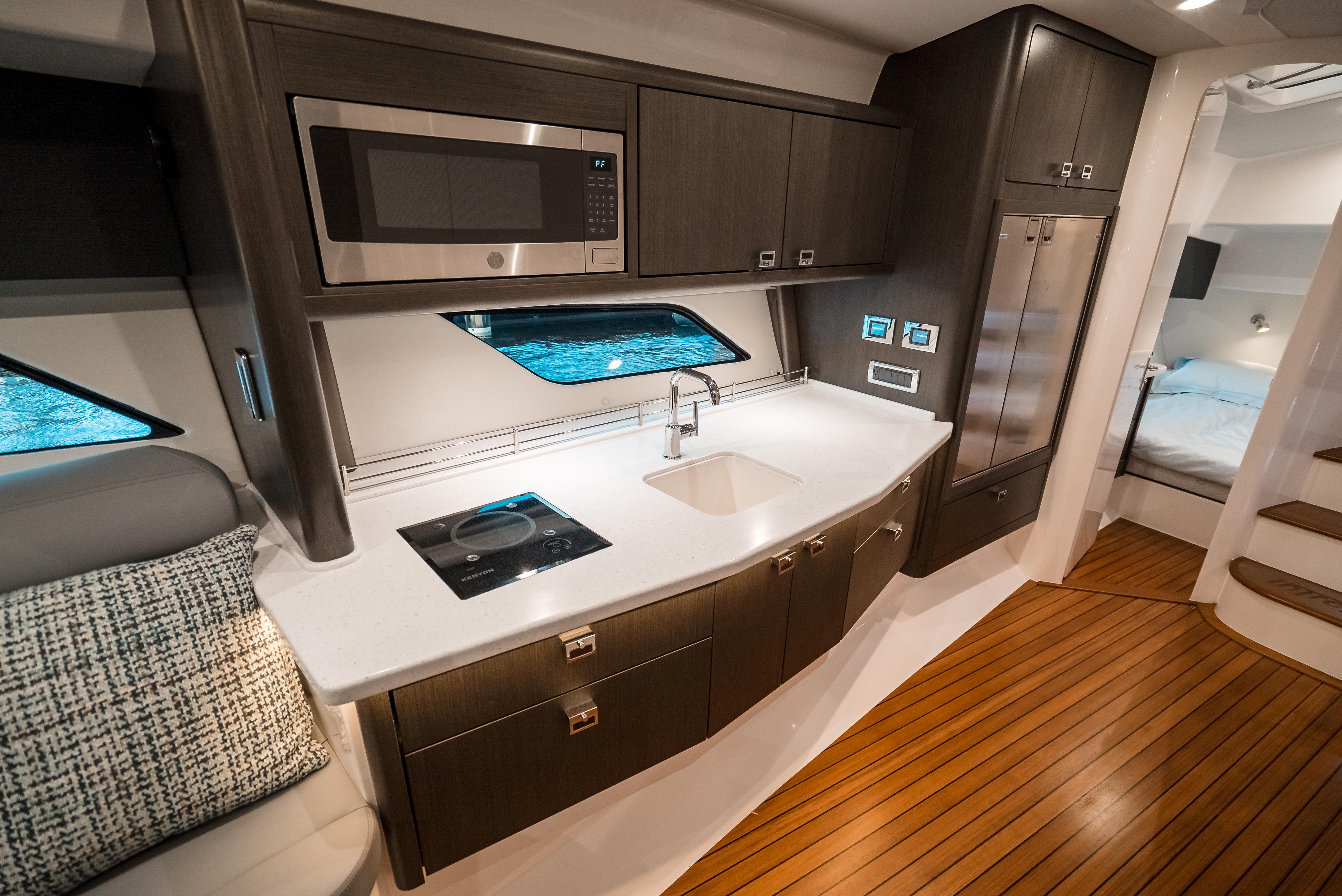 2020 Intrepid Powerboats 477 Evolution