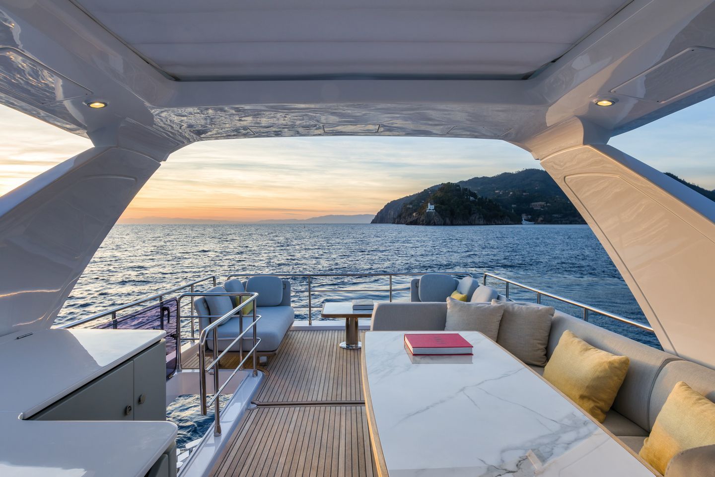 2009 Azimut Yachts 62 Fly