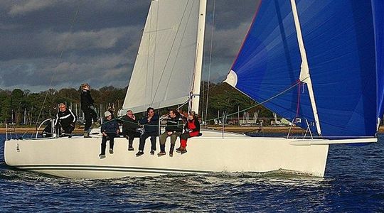 2006 J Boats J/122e Standard