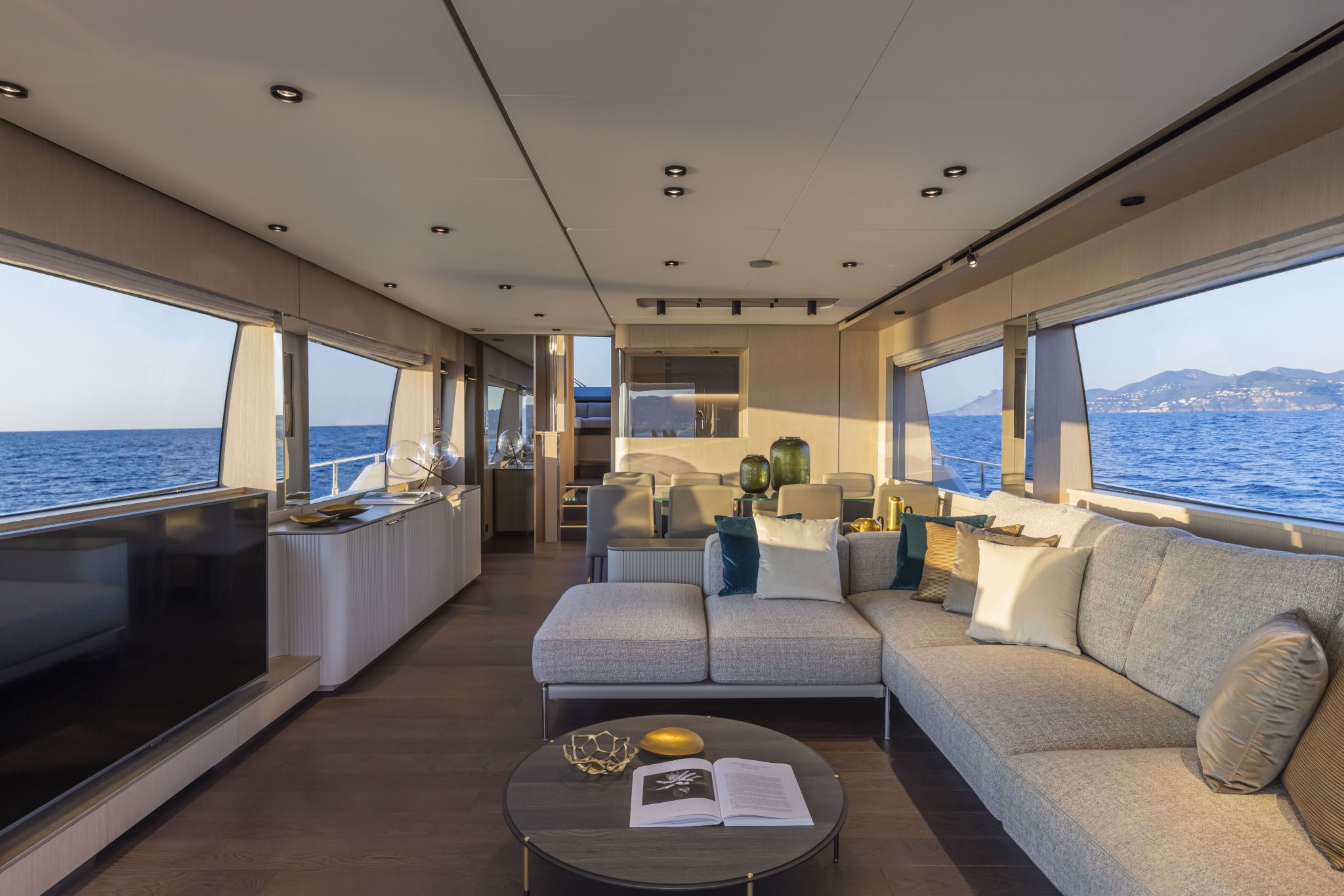 2023 Ferretti Yachts 780