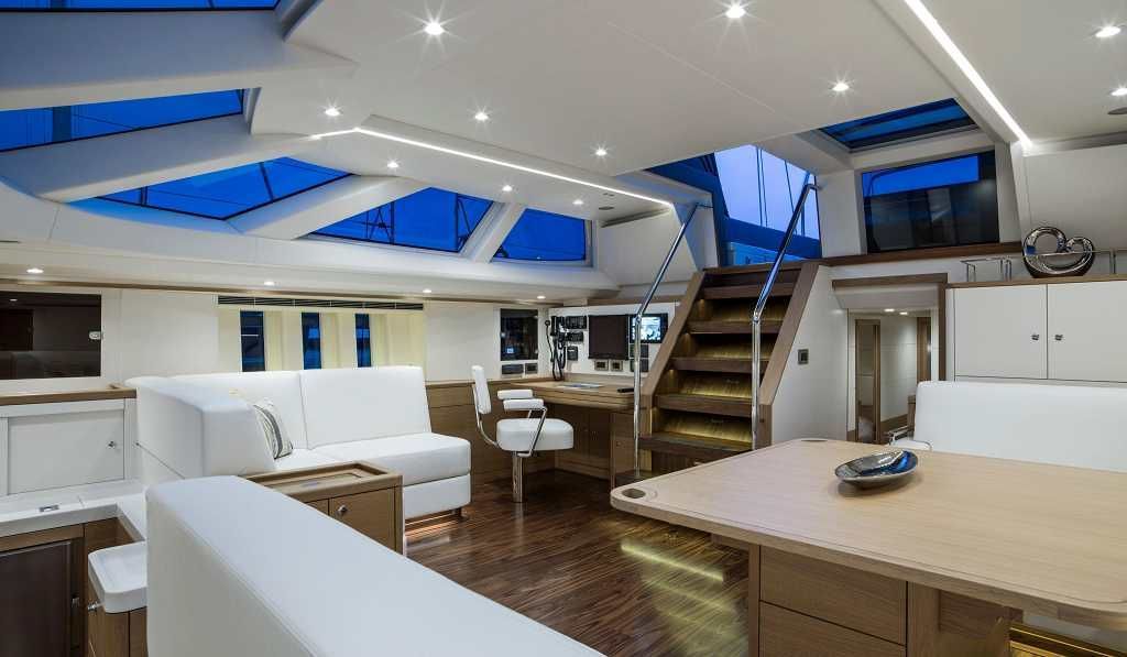 2014 Oyster Yachts 825