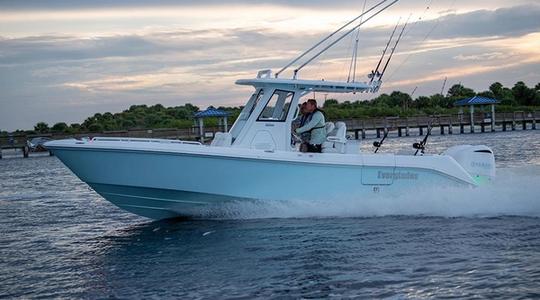 2022 Everglades 295 CC