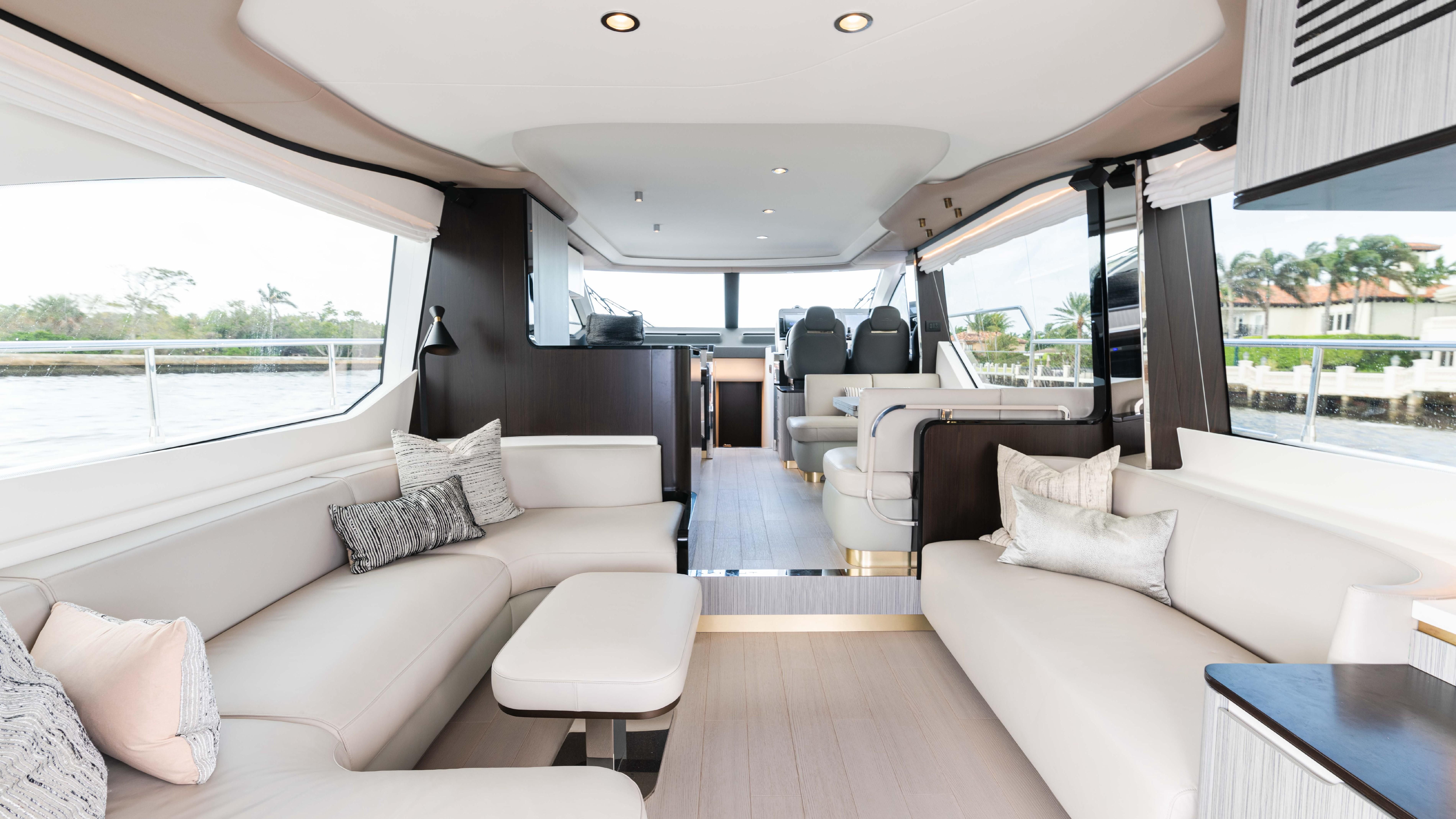 2017 Azimut Yachts 60 Fly