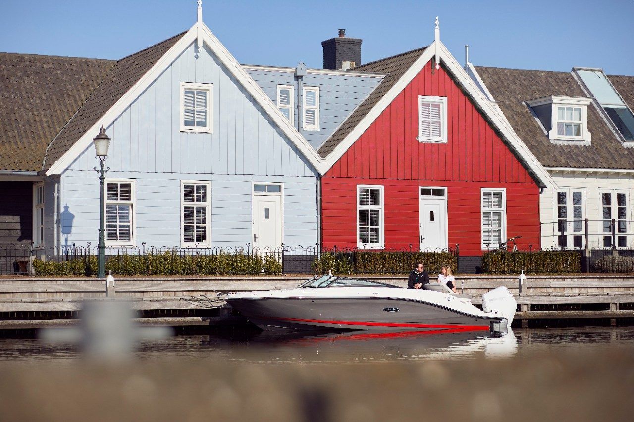 2022 Sea Ray SPX 230 Outboard