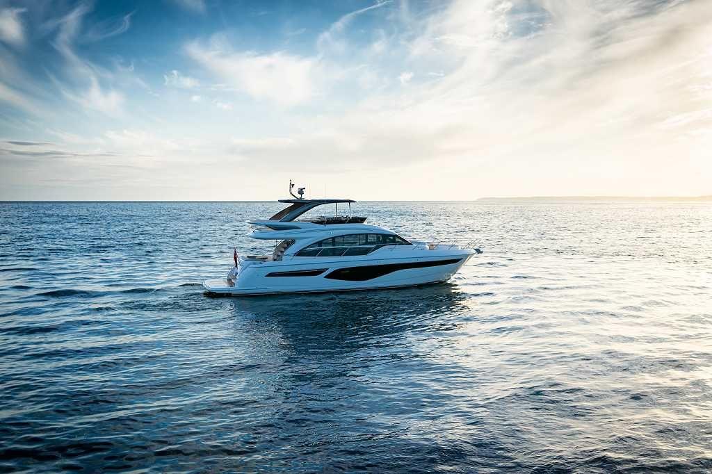 2020 Princess Yachts F62