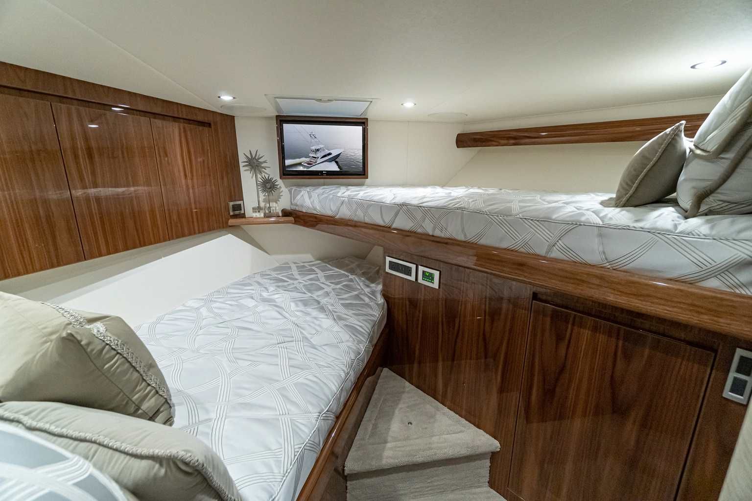 2022 Viking Yachts 54 Convertible