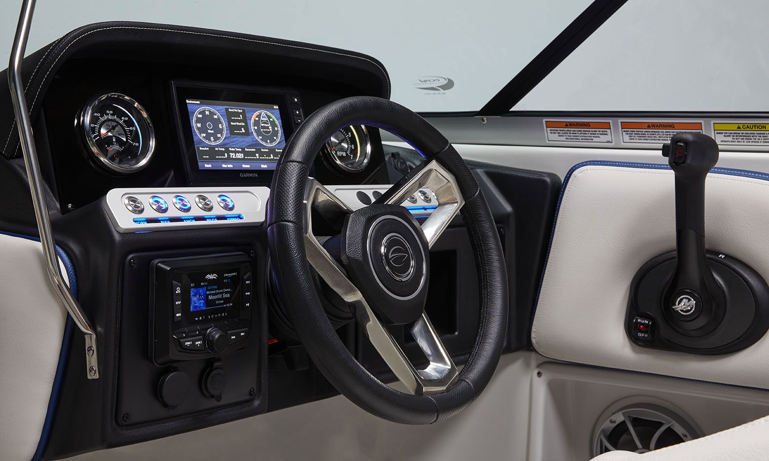 2024 Crownline E220 XS